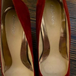 Calvin Klein suede pumps